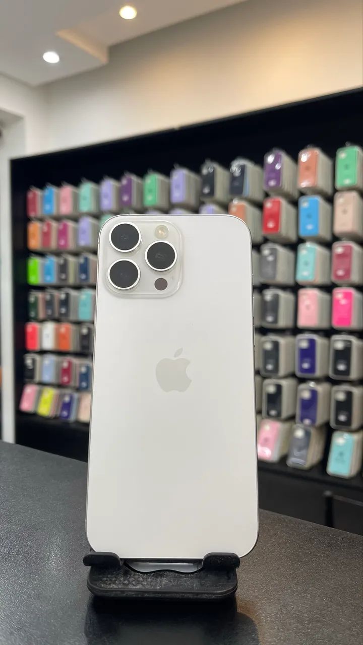 iPhone 16 Pro Max 256GB seminovo 