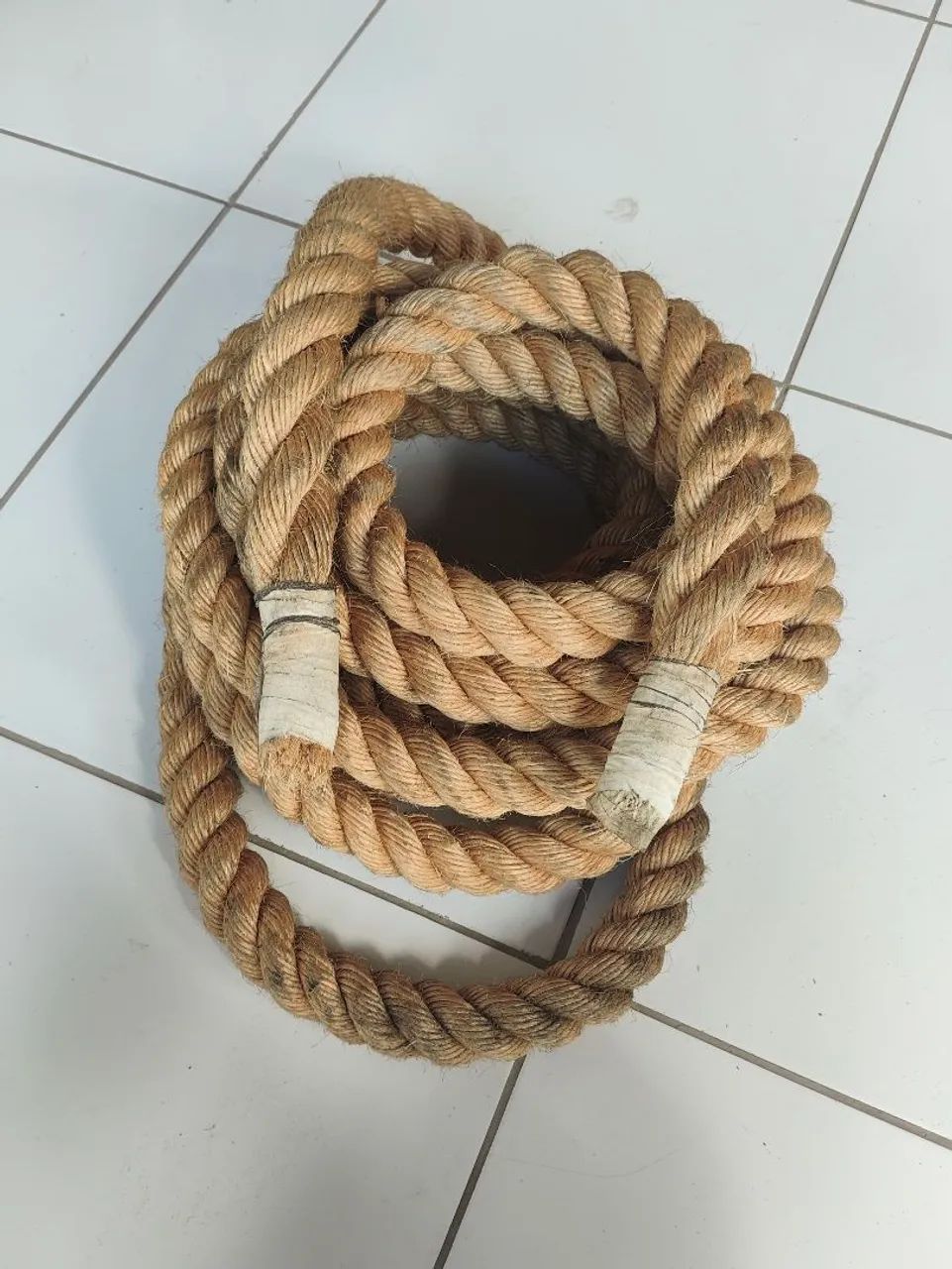 Corda Naval Sisal 50mm 10 Metros para diversos Exercícios<br>Decoração Resistente - Foto 3