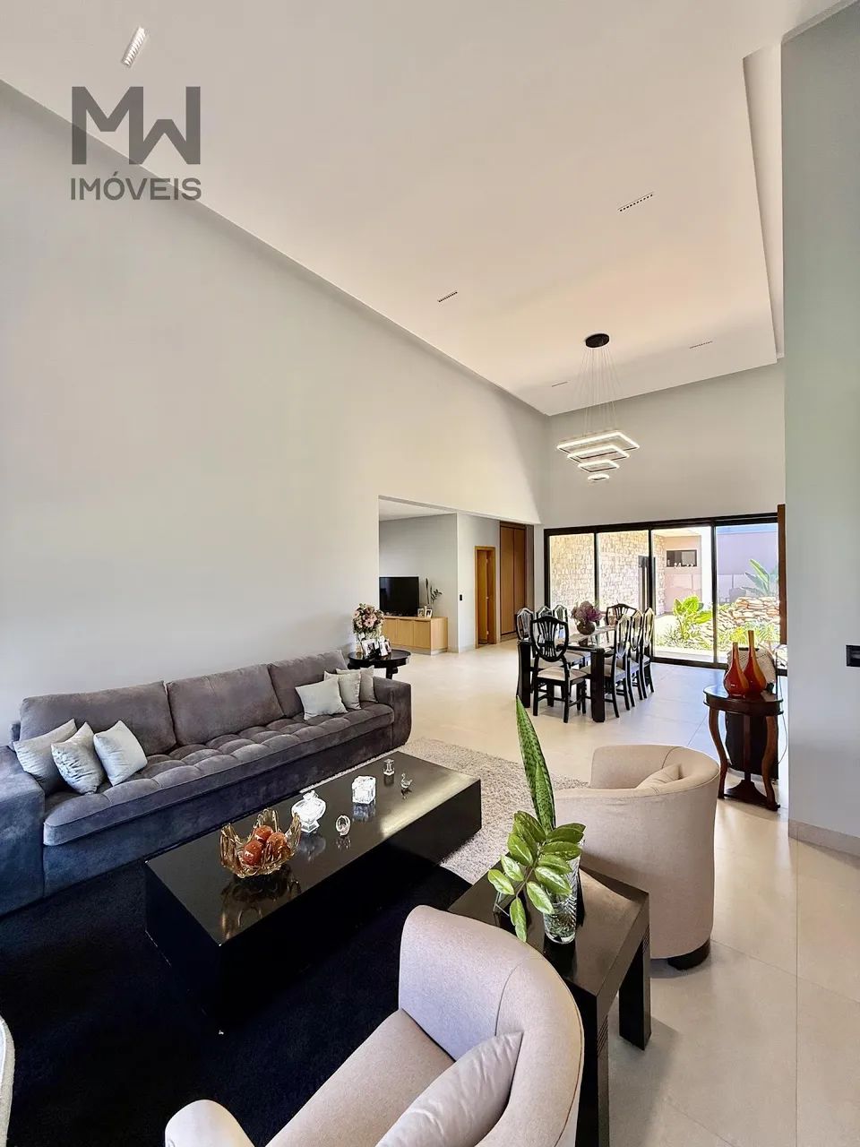 Casa com 2 Lotes no Bairro Anápolis City - Foto 2