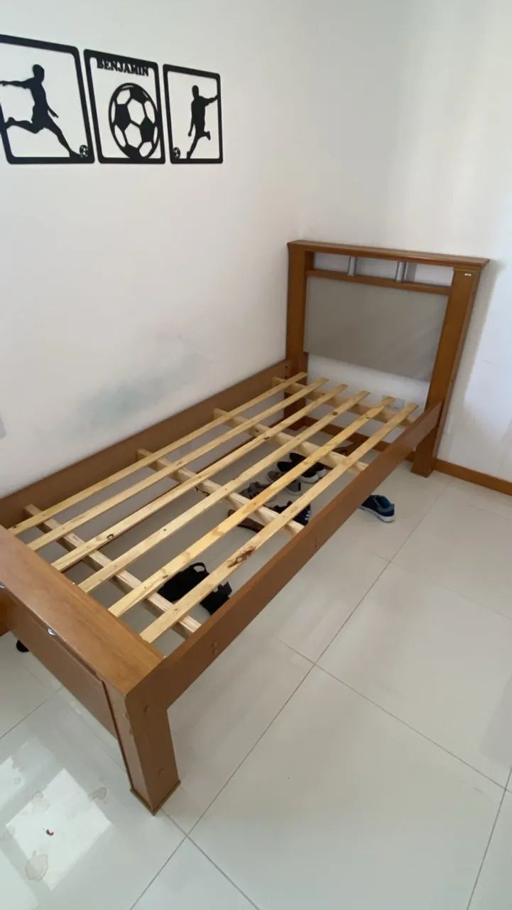 Cama solteiro muito Nova 