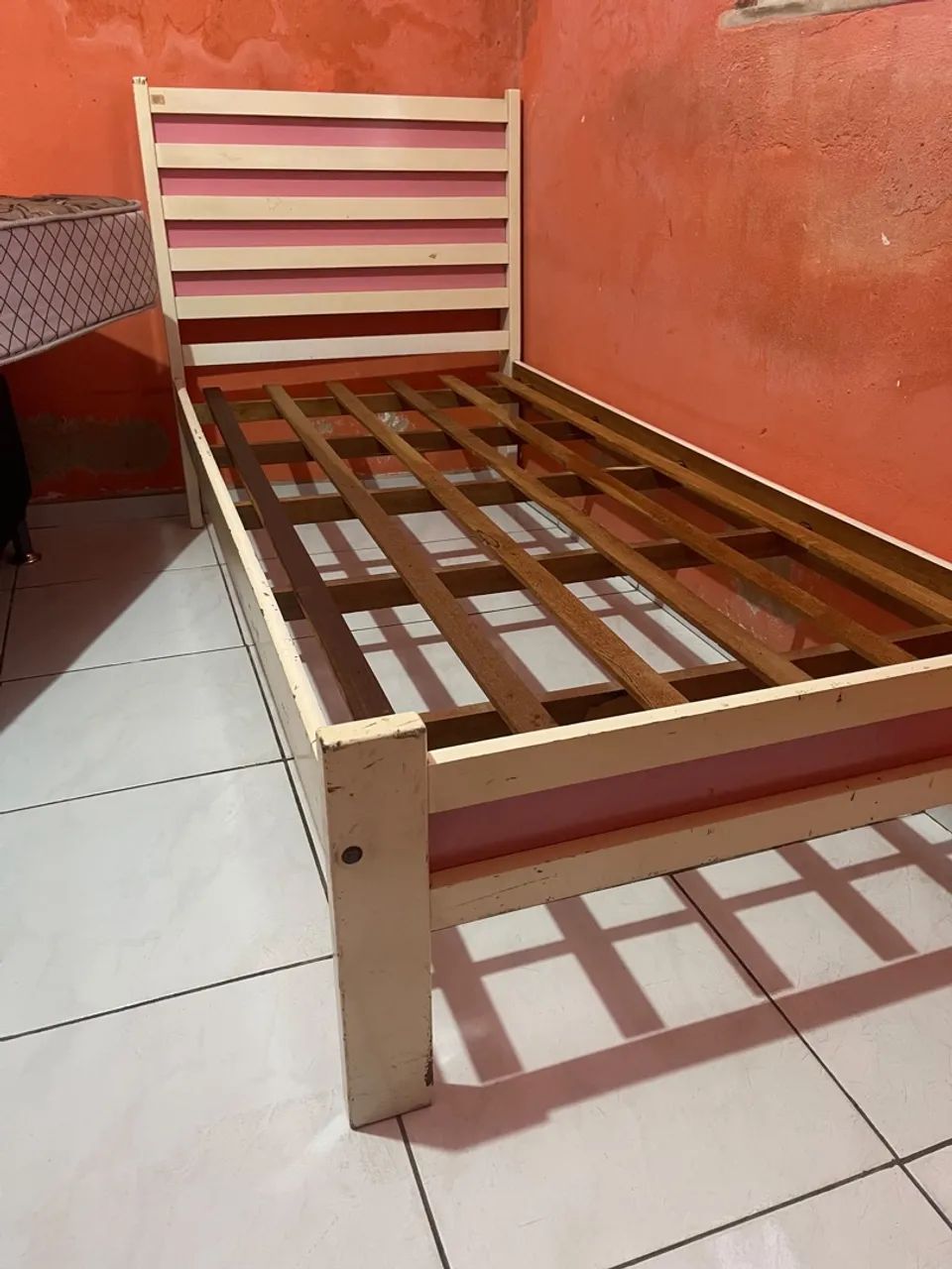 Cama de madeira solteiro  - Foto 3