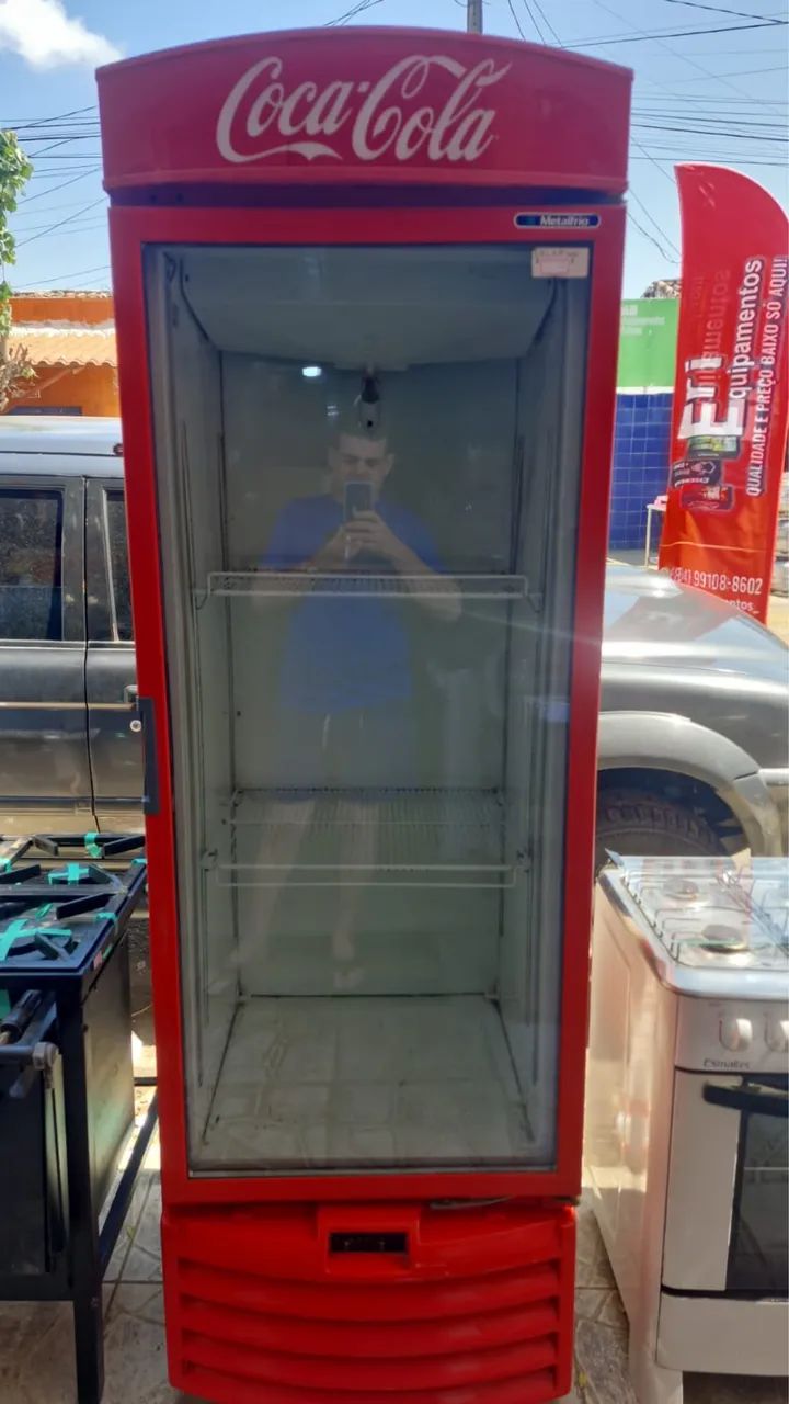 Expositor da  coca cola 