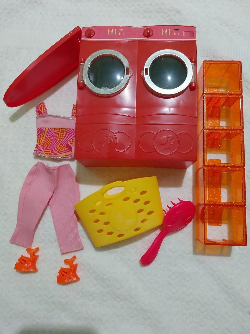 Barbie lavanderia(acessorios).