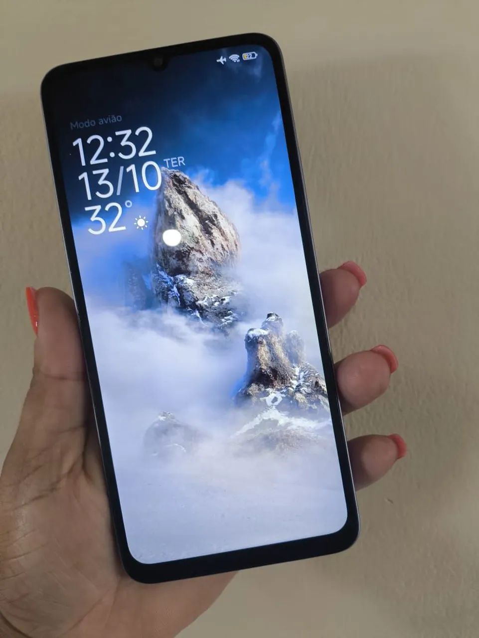 Celular Poco C65