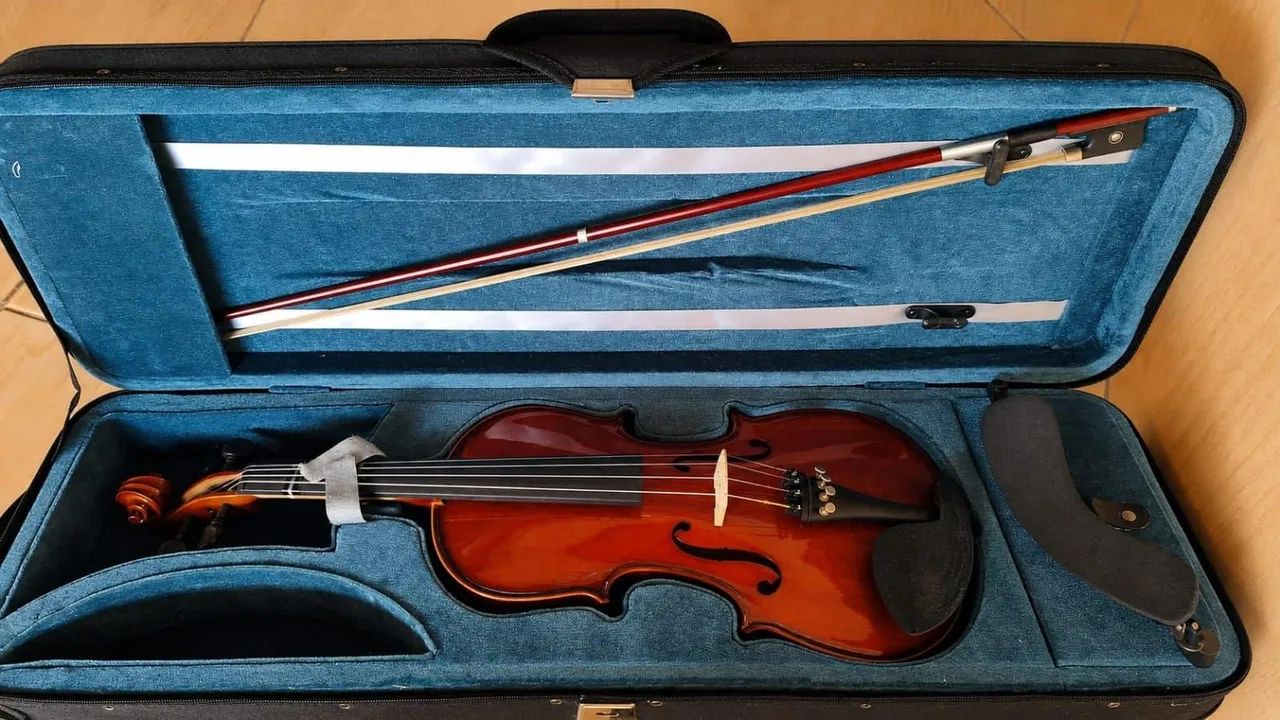 Violino a venda