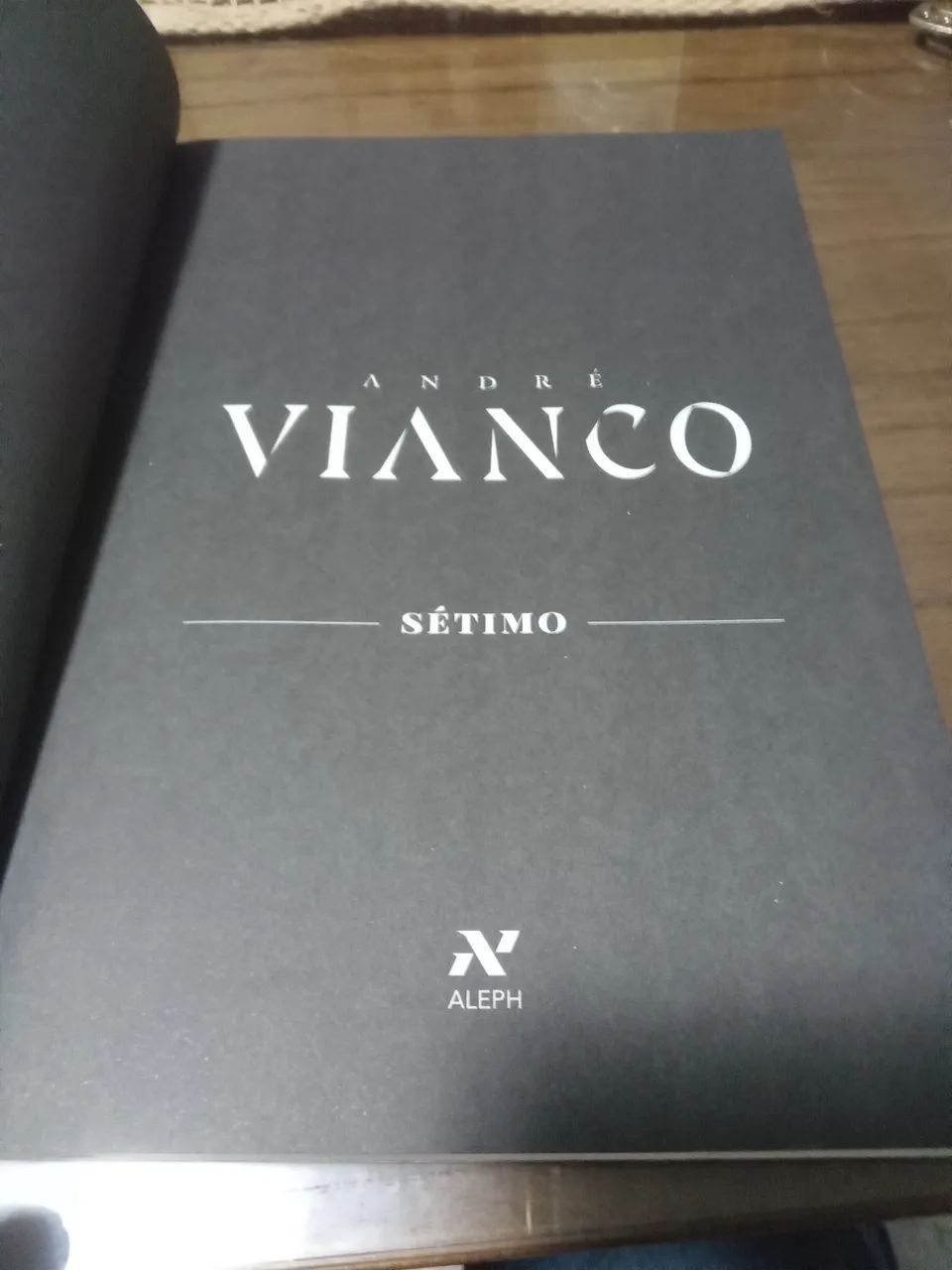 Livro terror Sétimo André Vianco Editora Aleph - Foto 4