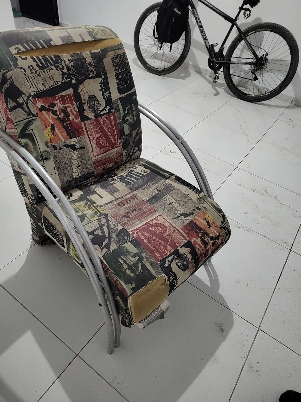 Poltronas duplas em alumínio - Foto 3