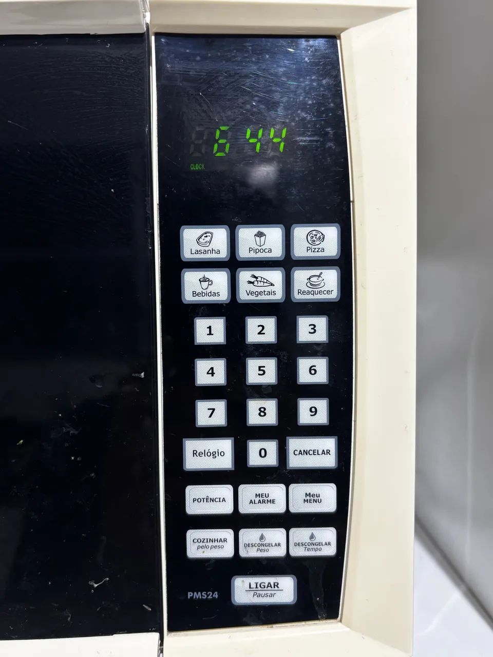 Microondas + Sanduícheira Nova na Caixa - Foto 4