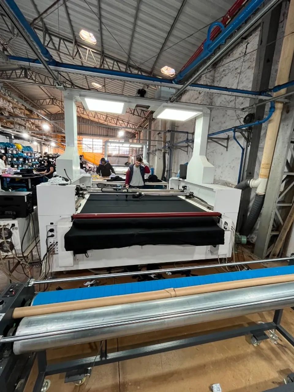 Máquina de Corte de Tecido a Laser Automática - Foto 2