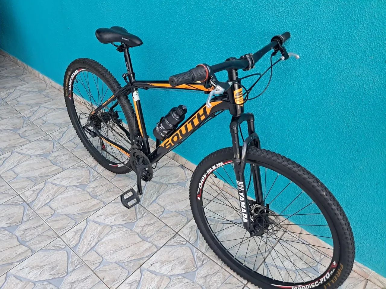 Bicicleta Aro 29 Semi Nova Excelente Estado 