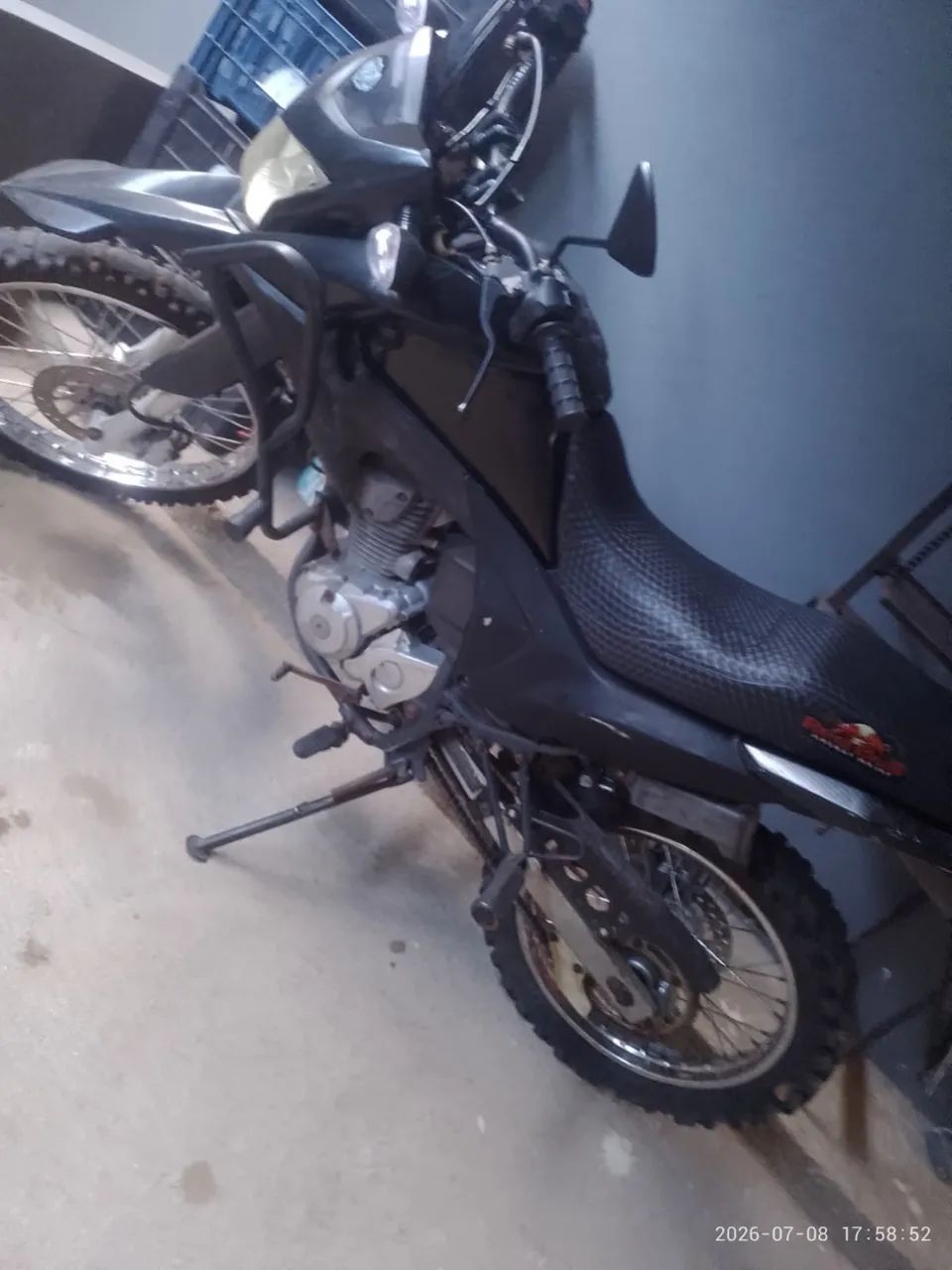 Vende-se uma moto bem conservada  - Foto 5