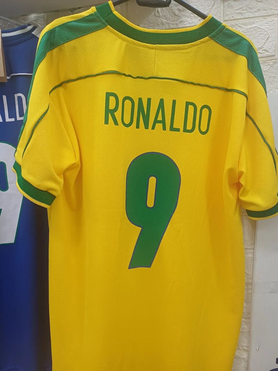 Camiseta Brasil Copa 98 Retro Ronaldo Fenômeno R9