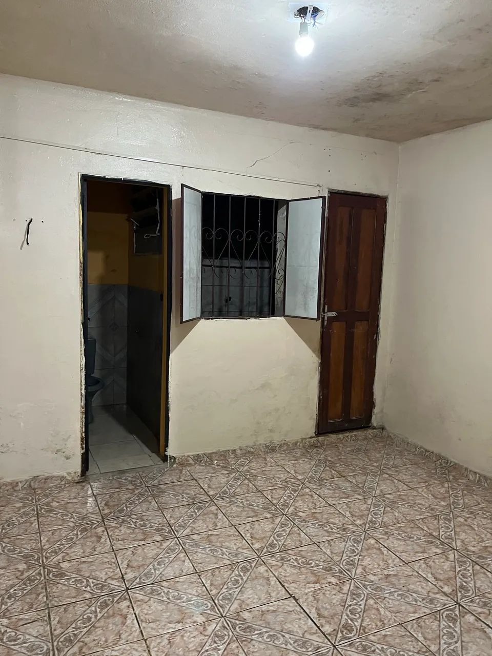 Casa no centro pra alugar 