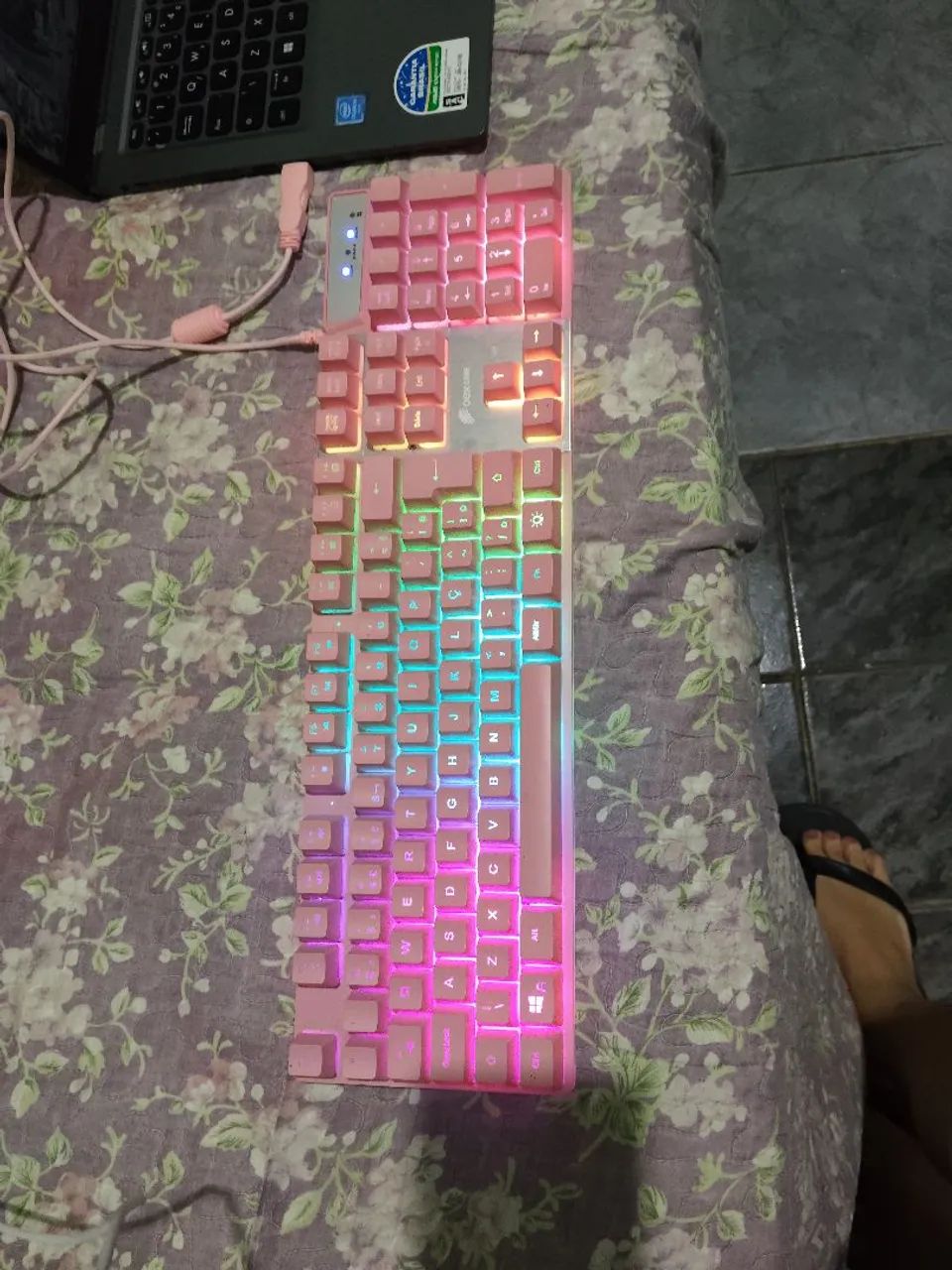 Teclado gamer com LED de várias combinações - Foto 3