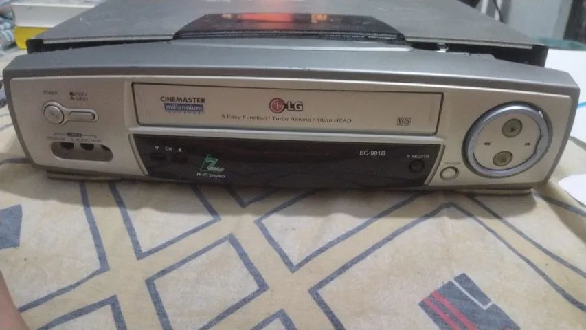 Videocassete LG cinemaster BC-991B (No estado)
