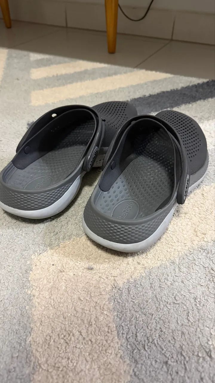 Crocs Lite Ride Preto - Foto 4