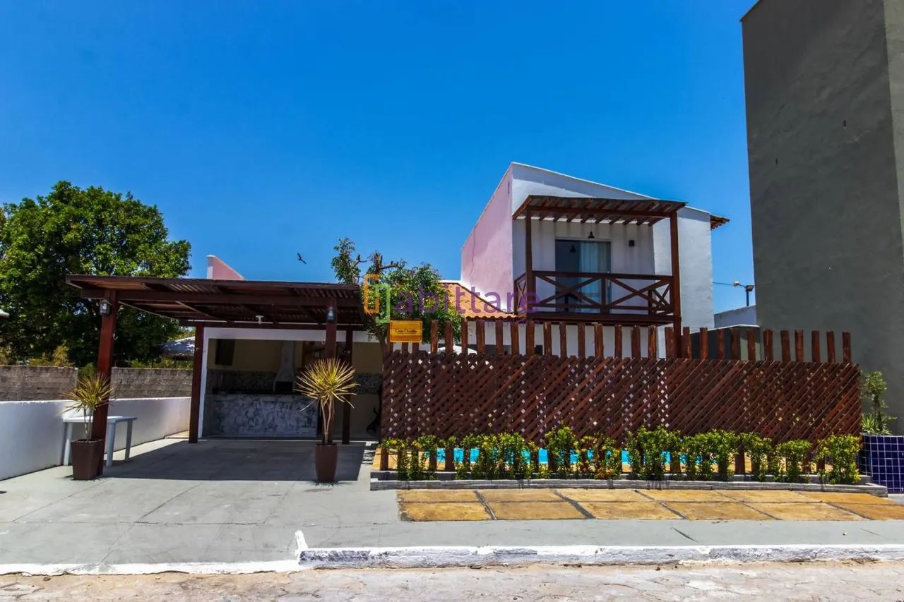 Arcos da Mangaba - Casa com 3 quartos (1 suíte com varanda) + área de lazer privativa com 
