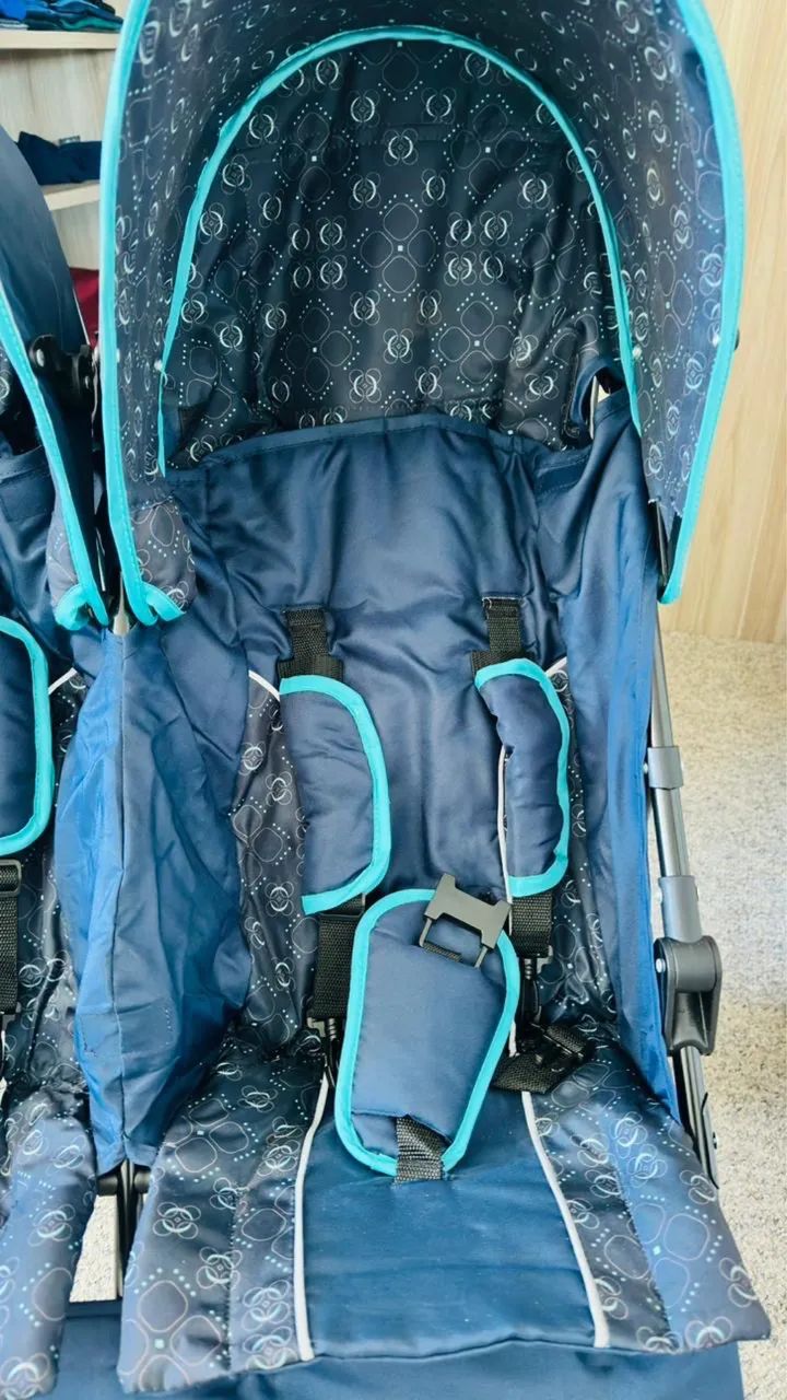 Carrinho de bebê duplo  - Foto 2