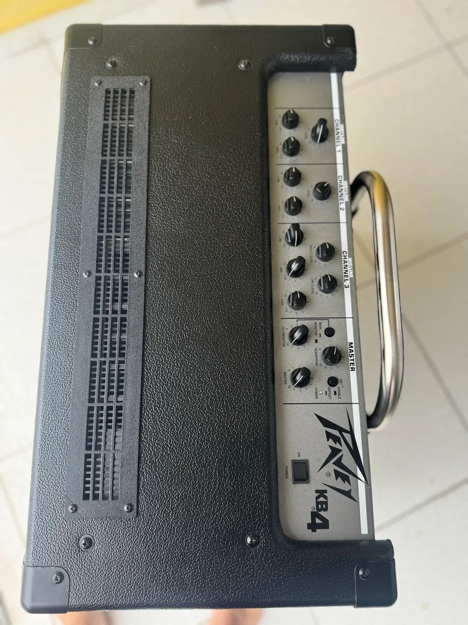 「1/15出品終了」Peavey Generation EXP SSH Vendo caixa PEAVEY NOVA - Equipamentos e Acessórios de Som