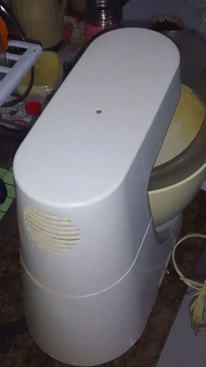 Vendo uma batedeira de bolo - Foto 3