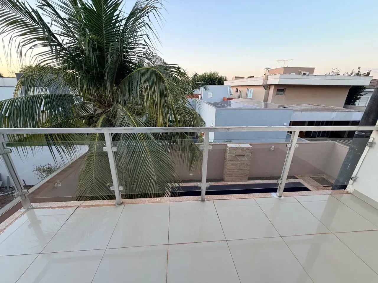 Sobrado com 4 quartos no Belvedere 1 - Foto 2