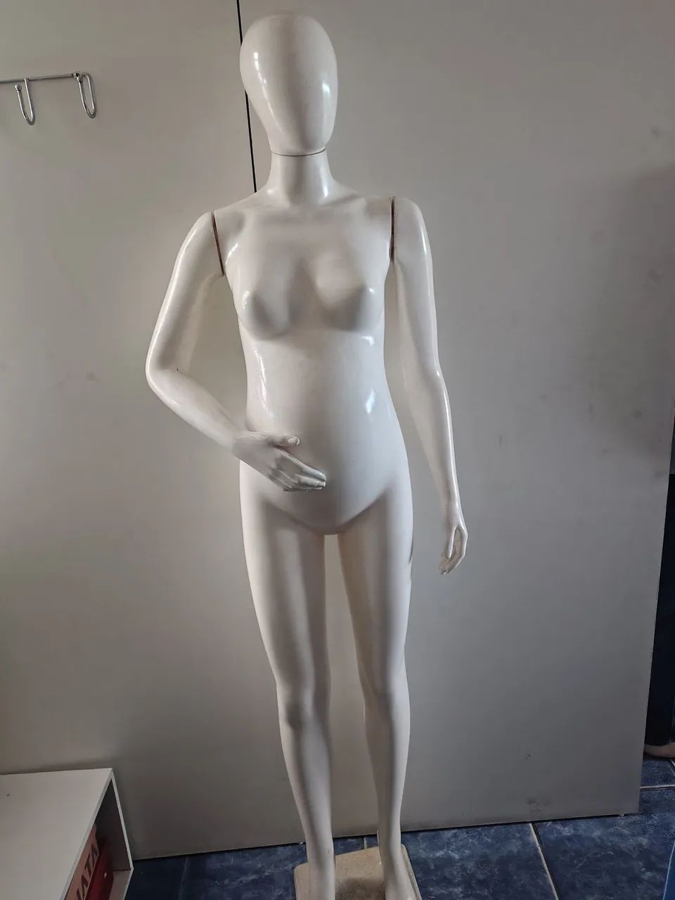 Vendo manequim de grávida  - Foto 3