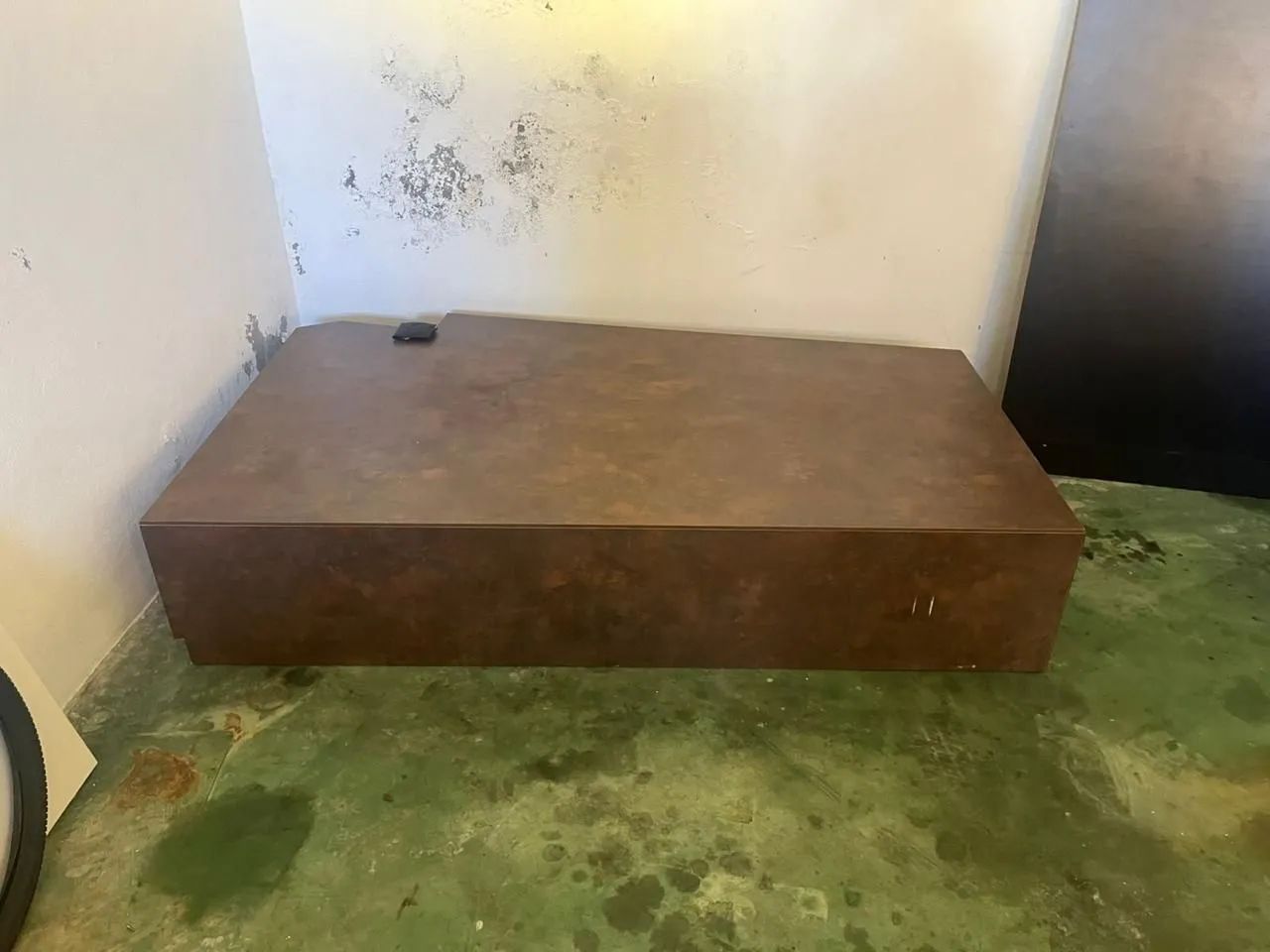 Tablado de madeira para vitrine 