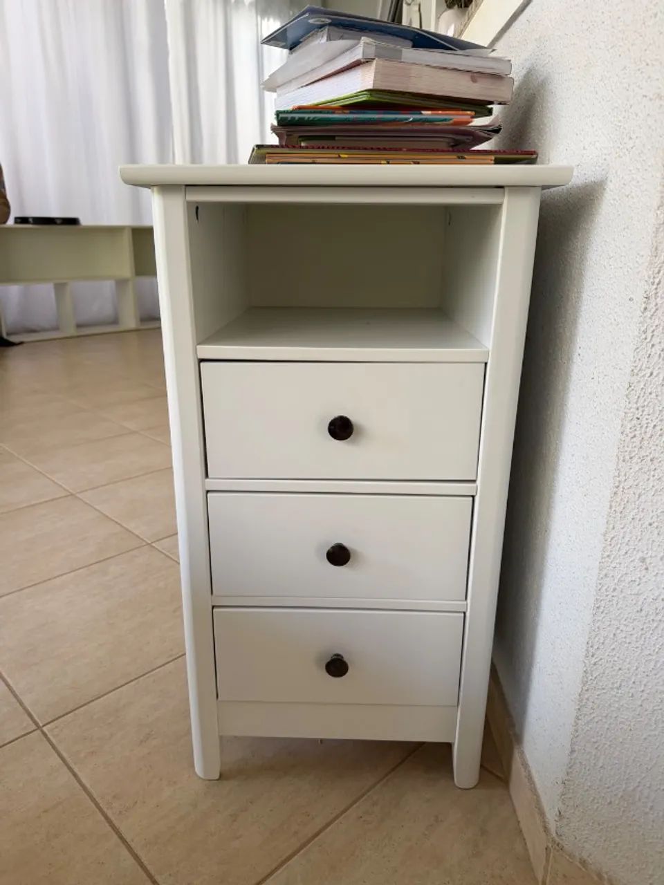 Criado mudo / mesa de cabeceira Tokstok - Foto 4