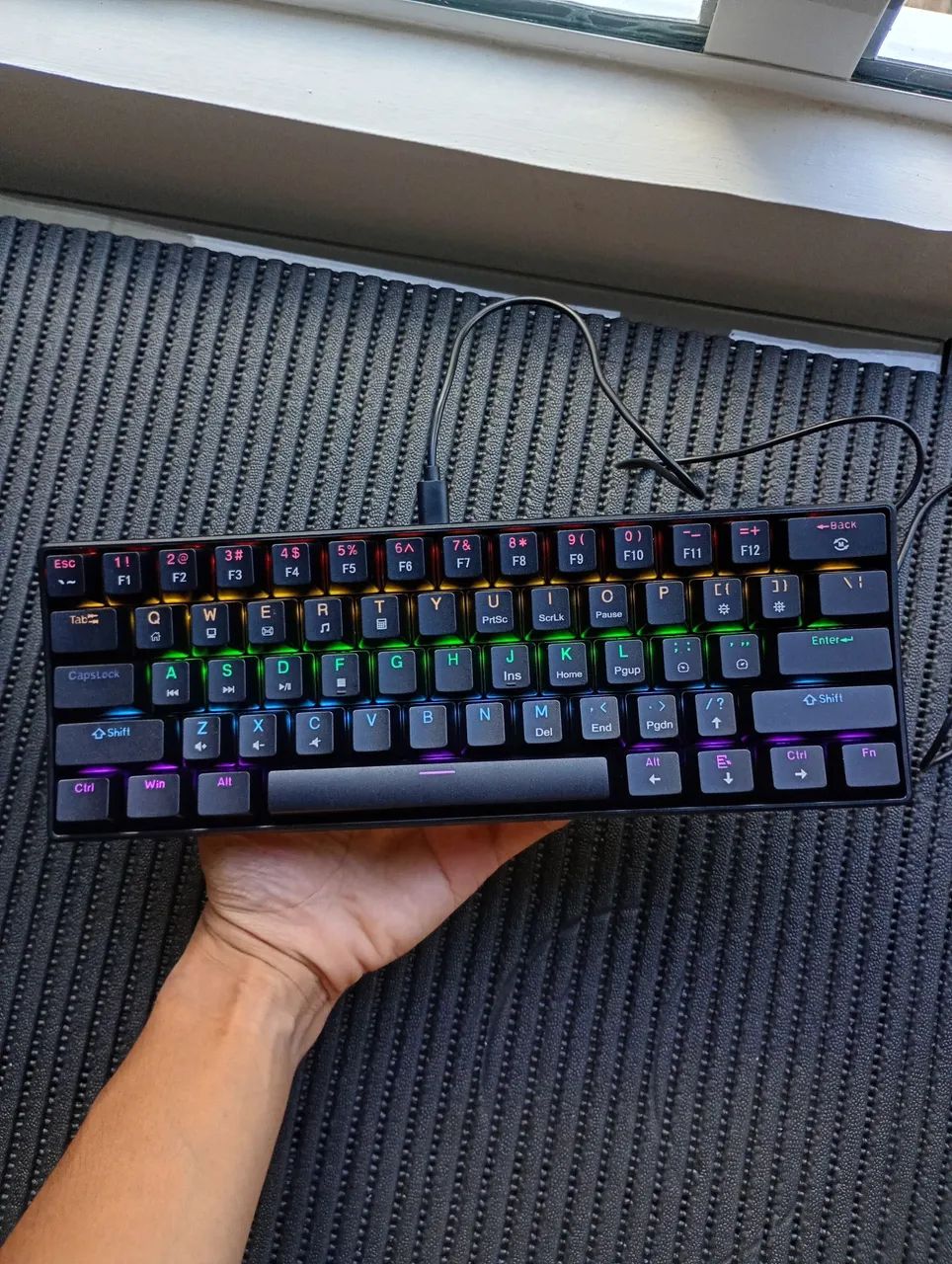 Teclado Mecânico K61 Preto - Switch Vermelho  - Foto 2