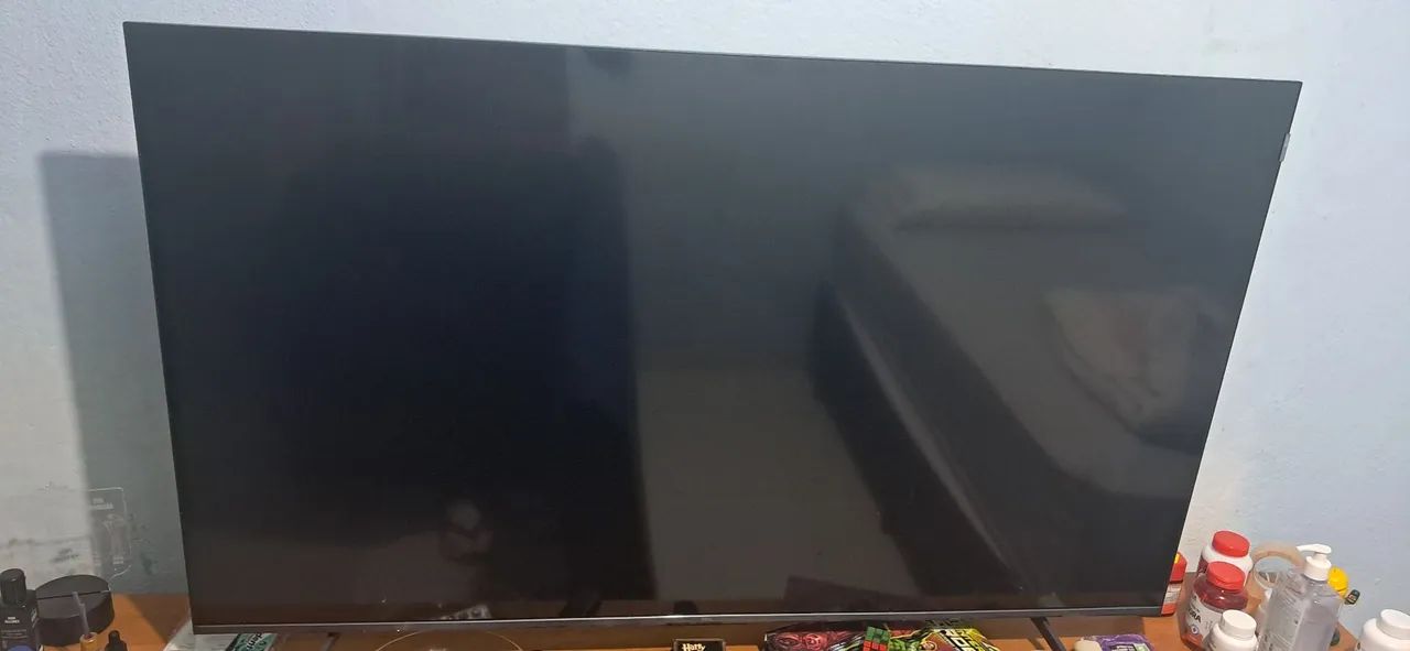 Tv tcl praticamente nova!