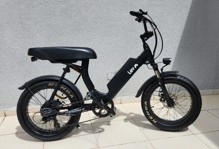Vendo bicicleta elétrica Lev Cruiser preta - Foto 2