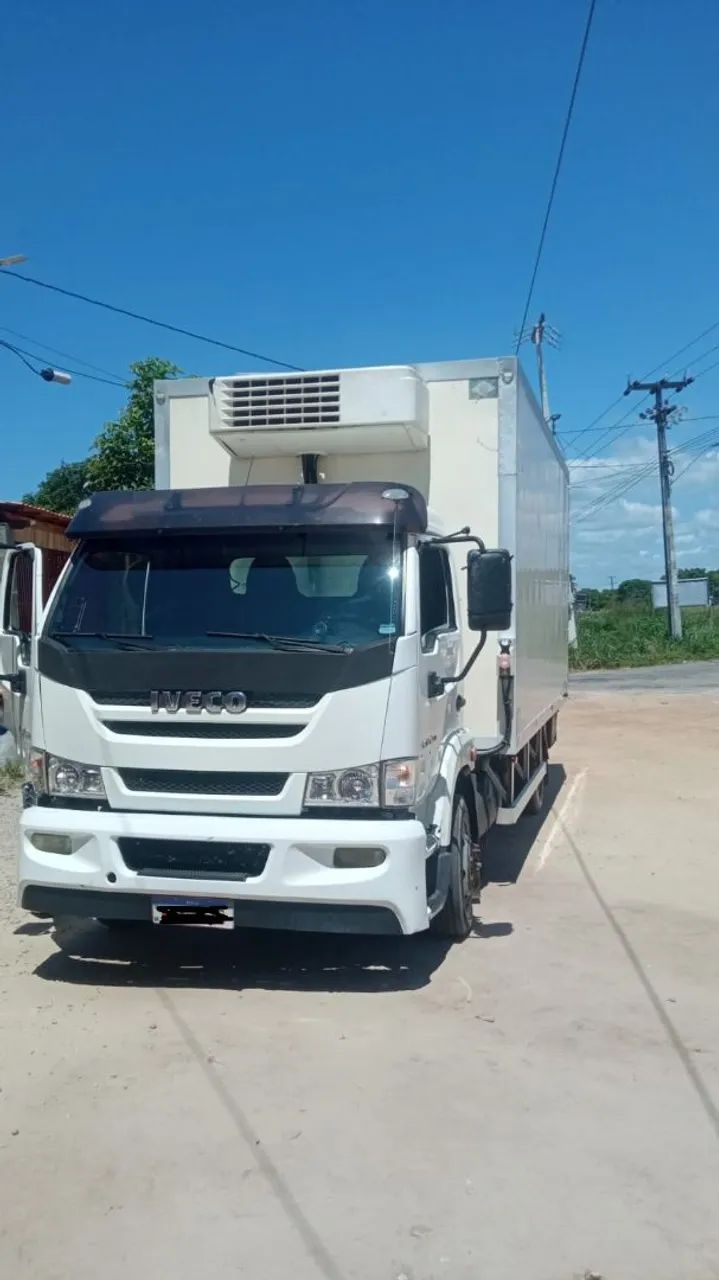 Caminhão Iveco Vertis