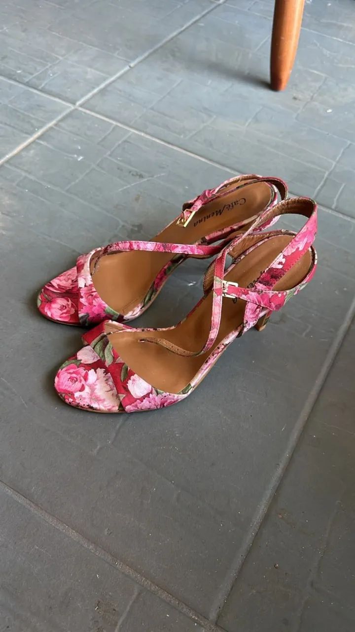 sapatos femininos