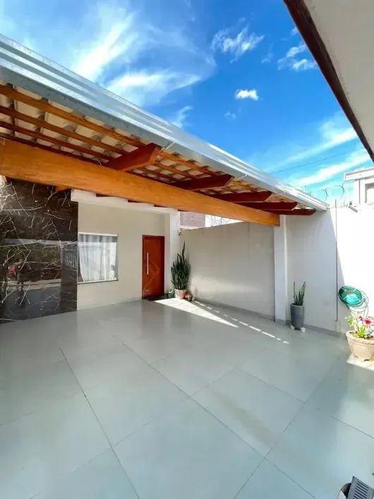 Casa a venda - Financiada pela Caixa 