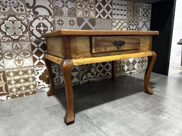 Mesa de Centro em Madeira Maciça de Demolição - Estilo Colonial - Foto 2