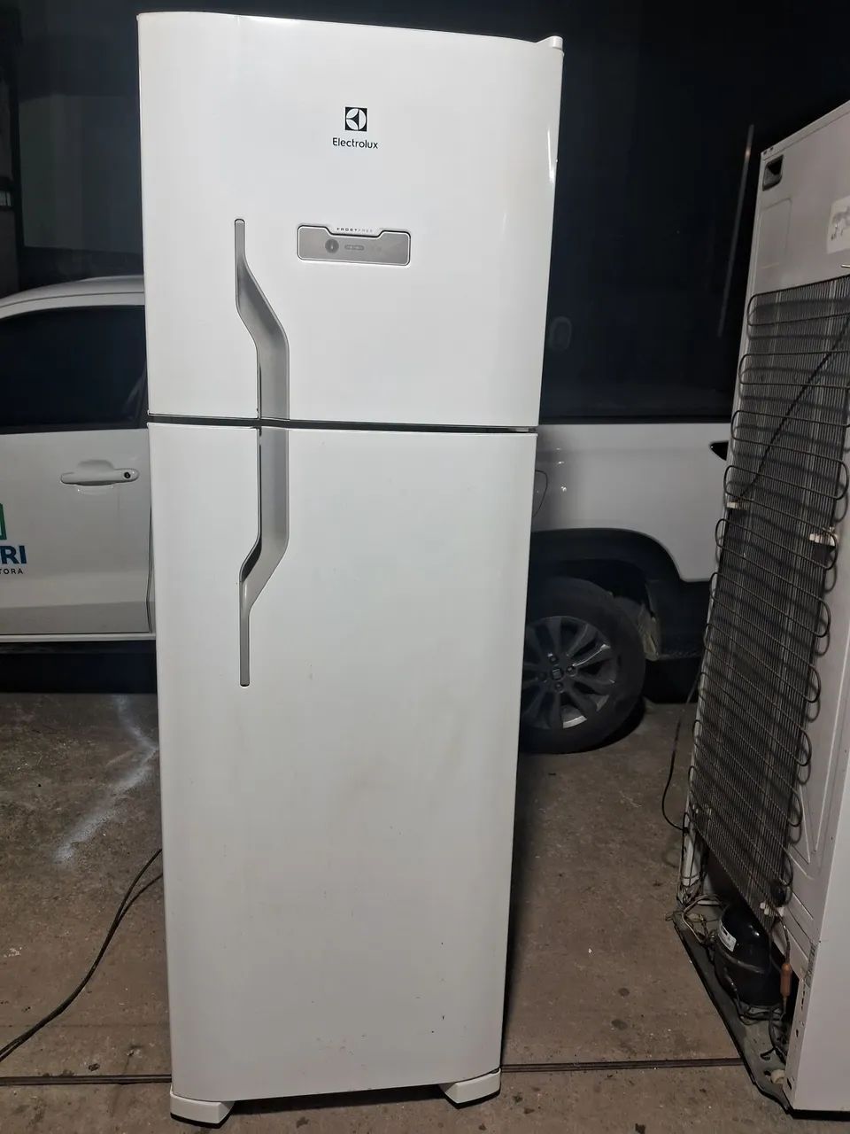 Geladeira Electrolux frost free 