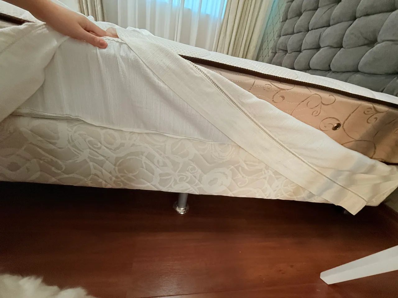 Cama ortobom+ box e cabeceira incluso !!! Sem manchas  - Foto 5