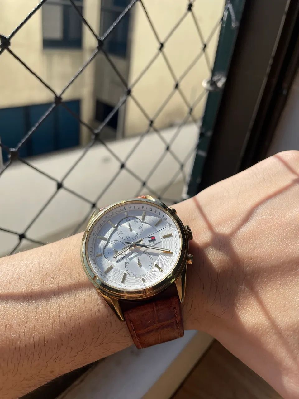 Relógio Tommy Hilfiger - Pulseira de couro  - Foto 2