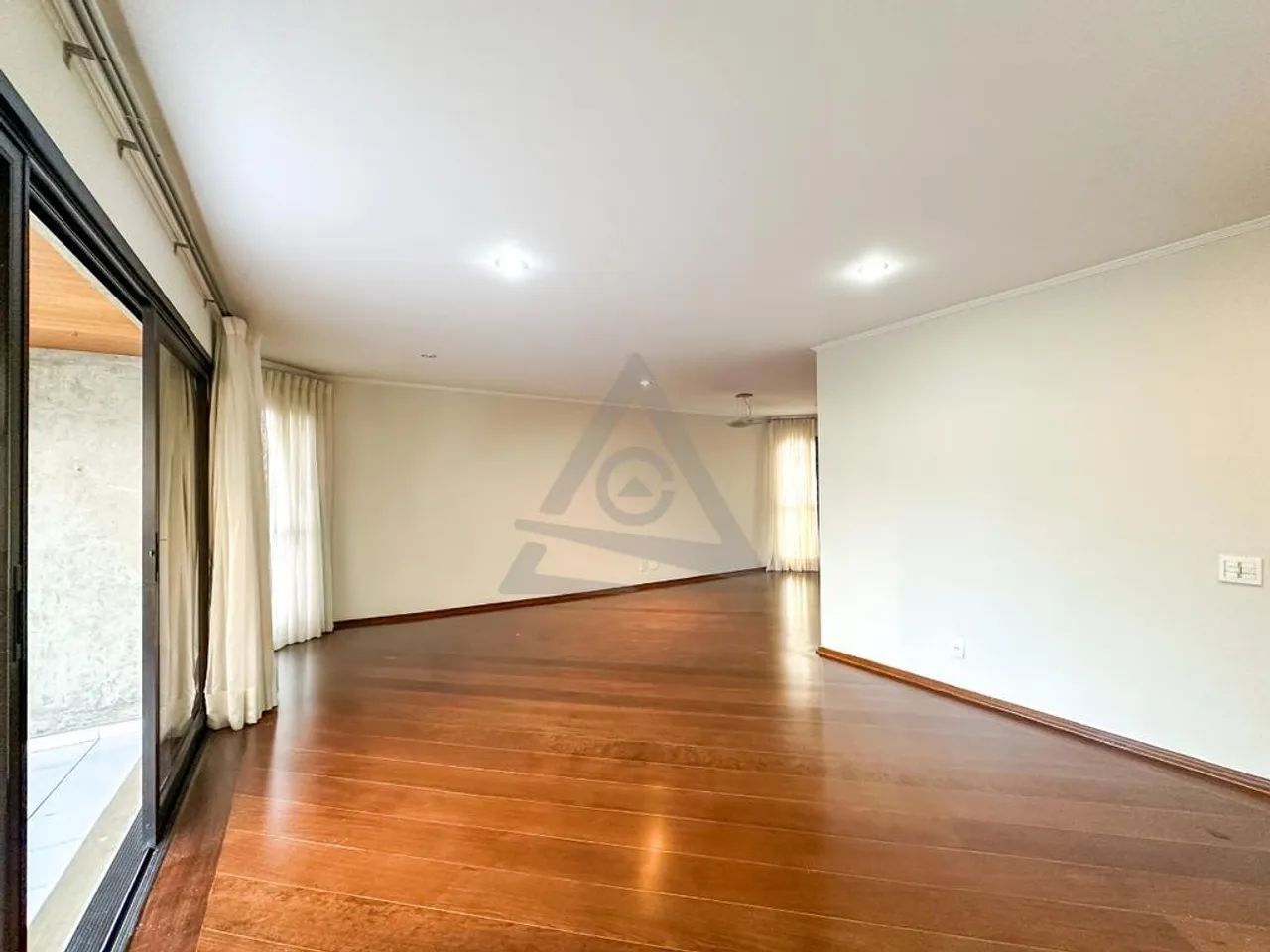 Apartamento para alugar em Campinas, Cambuí, com 4 quartos, com 195 m², Edifício Arraial d - Foto 5