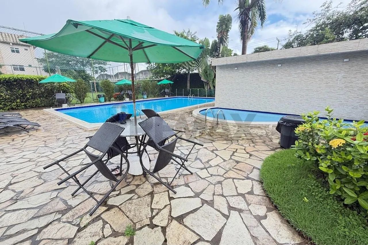 VENDO CASA 4 quartos em condominio lazer completo - Foto 2
