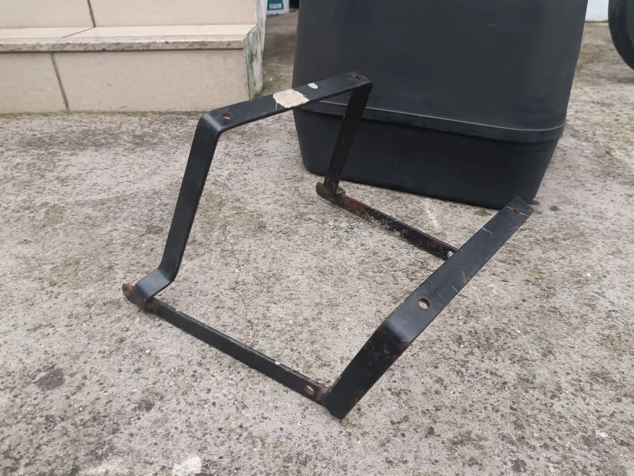 Baú 80 litros com suporte. - Foto 3