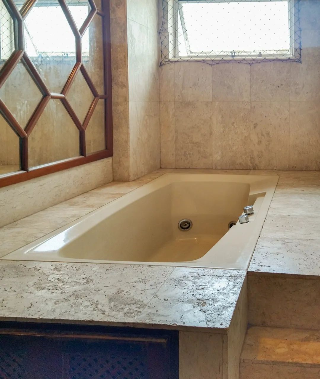Ed. Cristo Rei - Apartamento à Venda| 4 Suítes | 2 Vagas de Garagem| med. 317,00m² | Crema - Foto 10