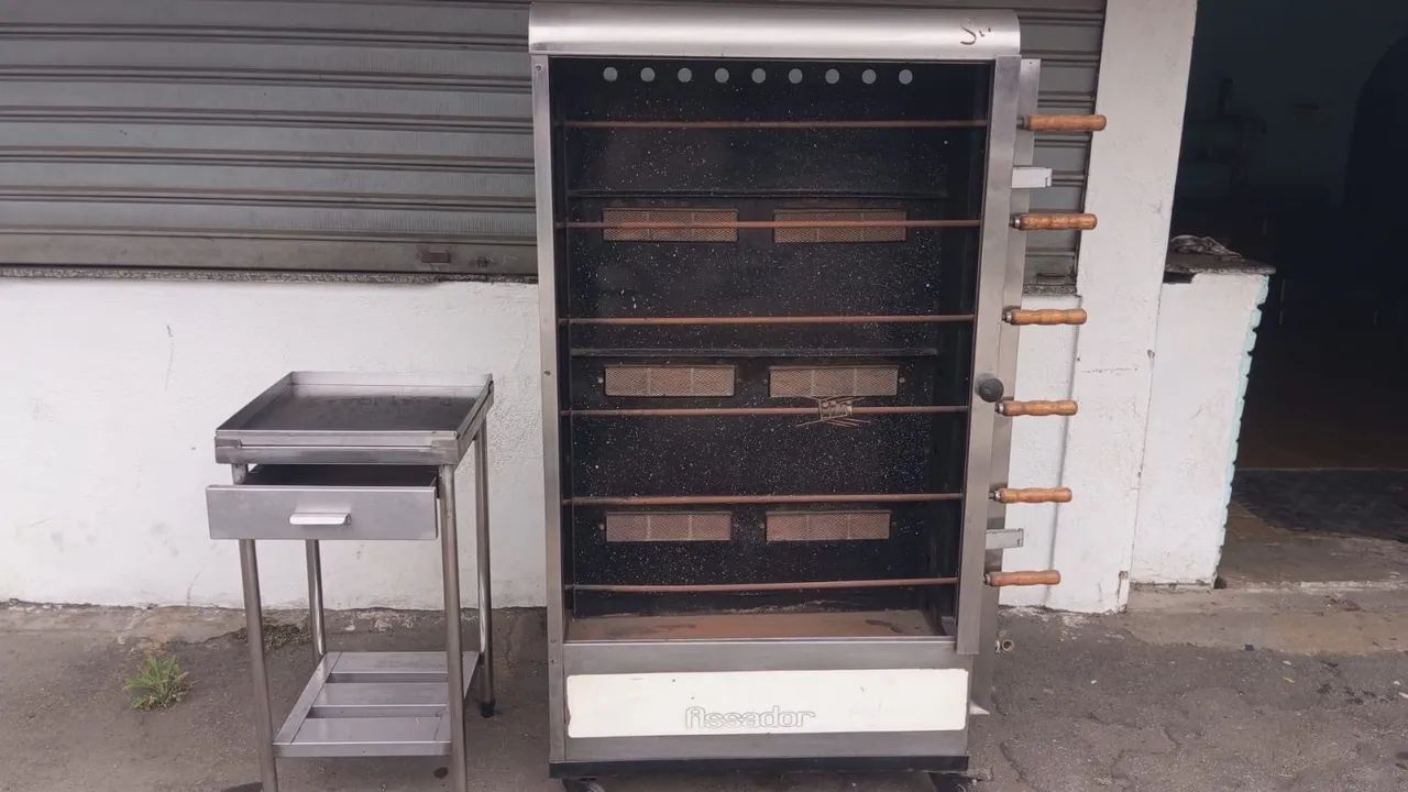Máquina de frango sem o vidro 