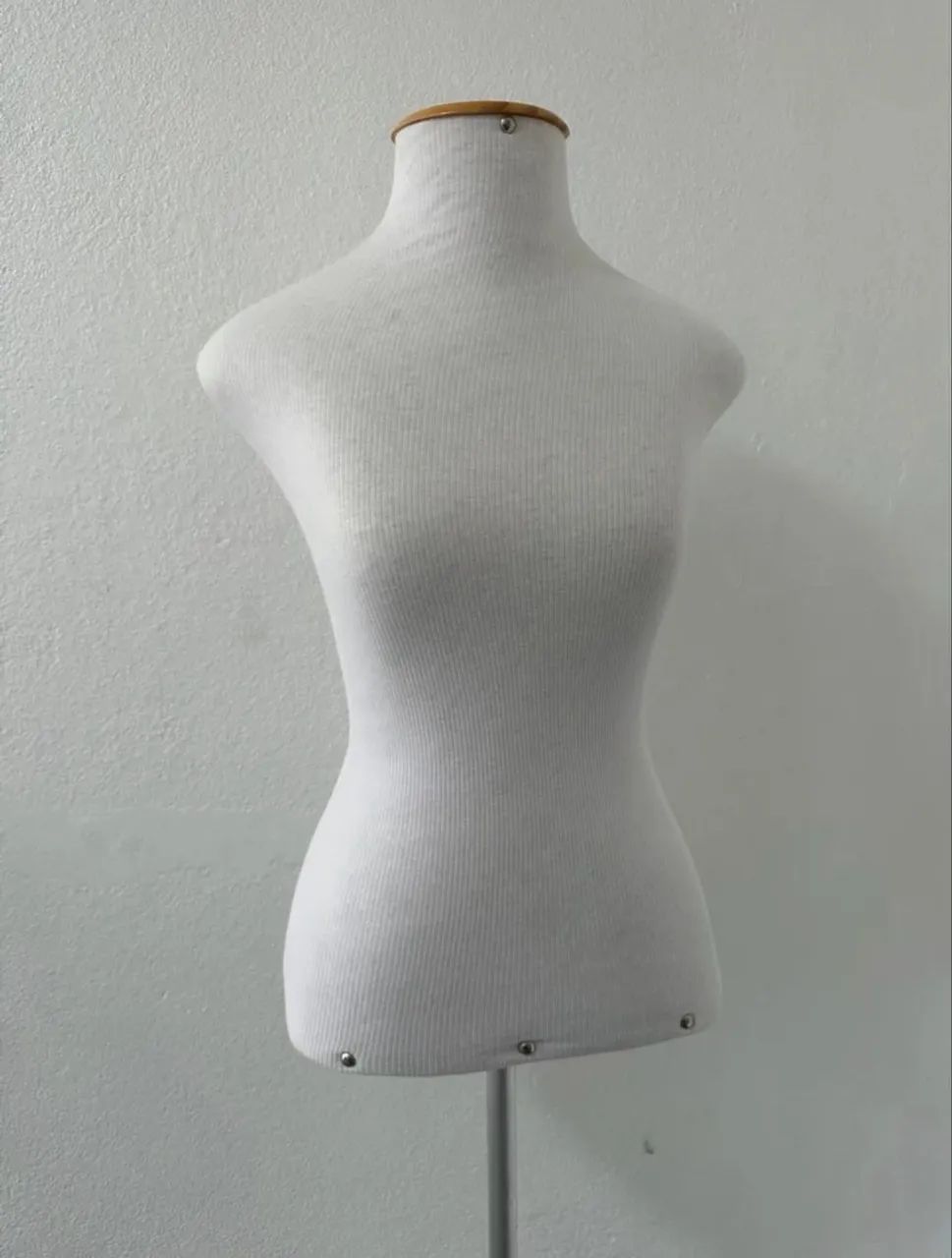 Manequim forrado feminino