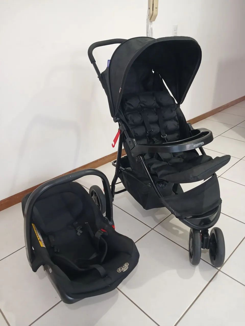 Vendo carrinho e bebê conforto - Foto 5
