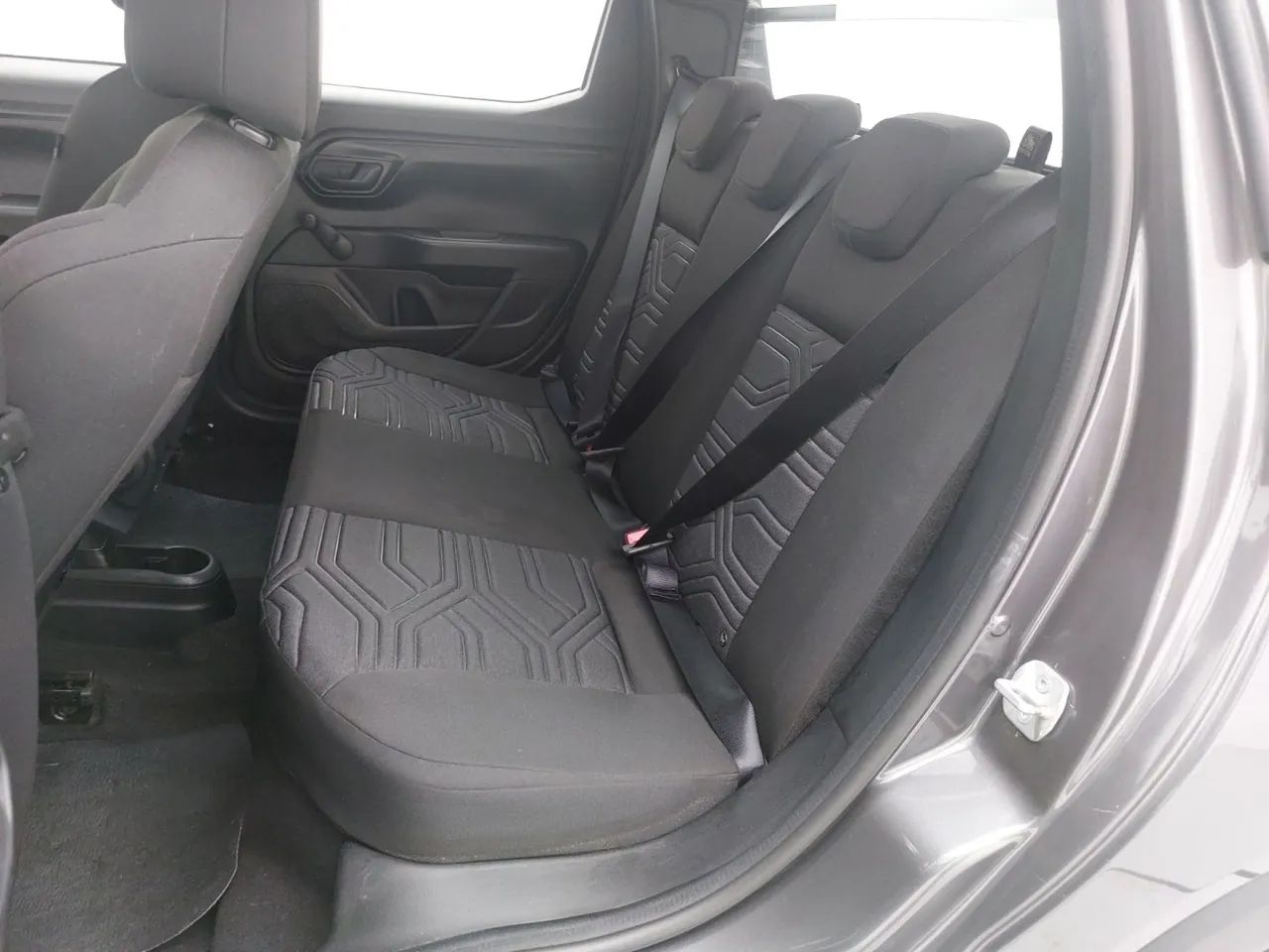 Fiat Strada Freedom 1.3 Flex 8V CD, foto 17 de 18
