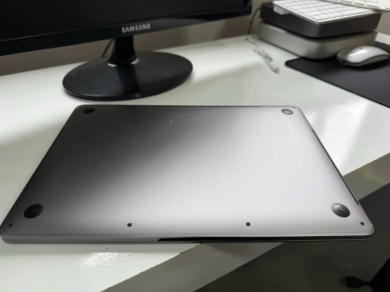 MacBook Pro A1706 (13? Touch Bar) - Usado - excelente Estado - Florianópolis - Foto 4