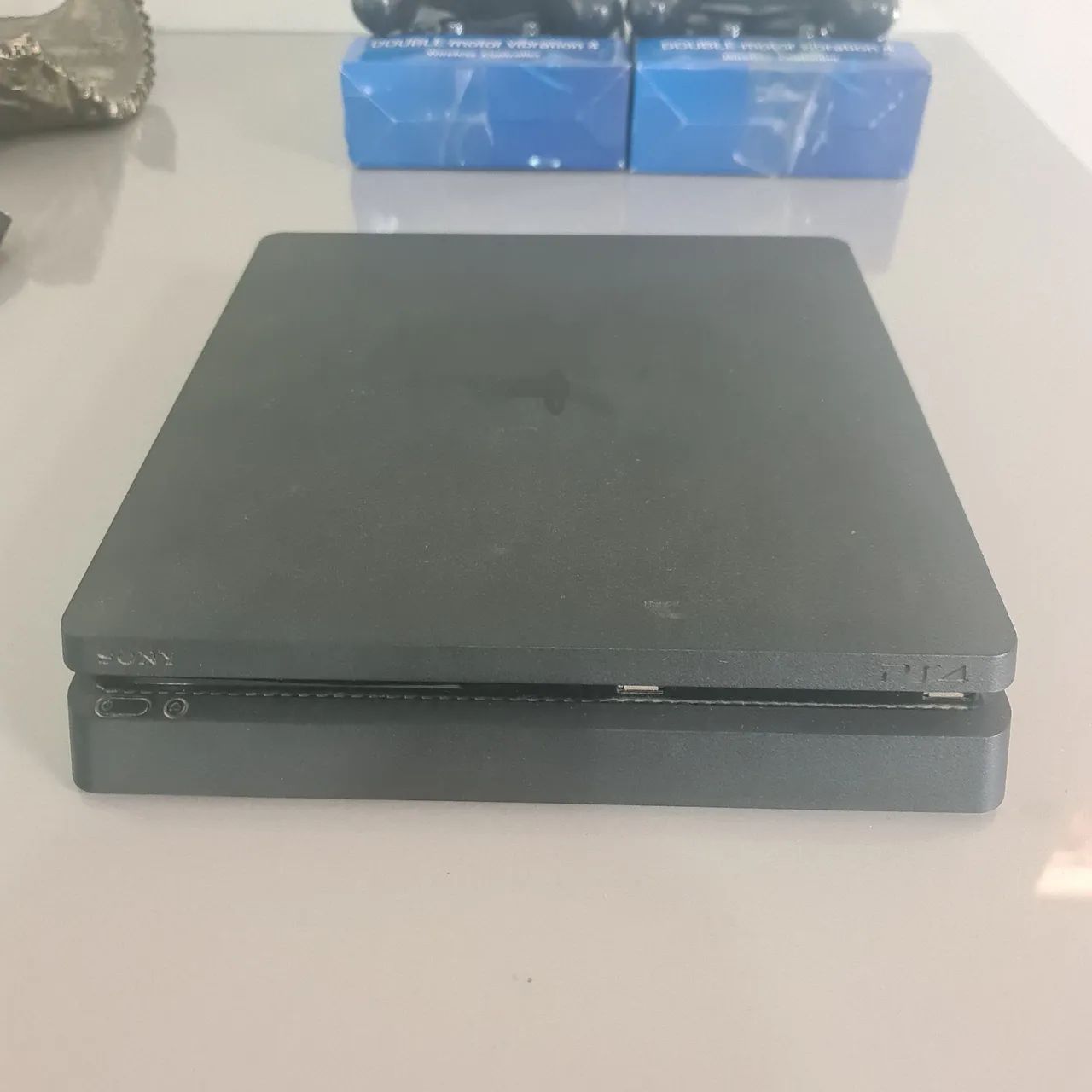 PS4 Slim 1TB - Foto 3