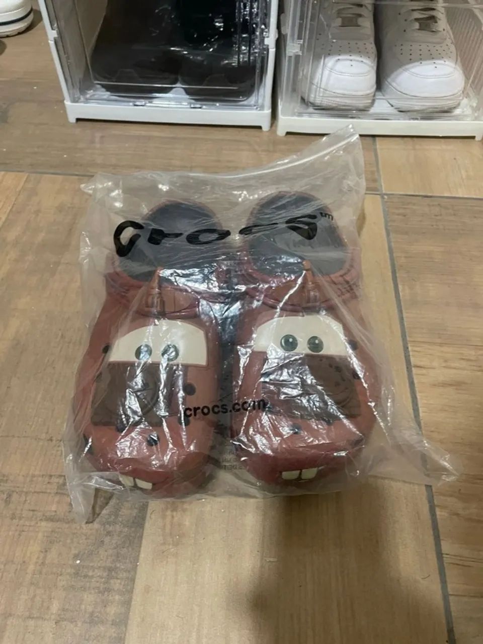 Crocs Tom Mater - Foto 3