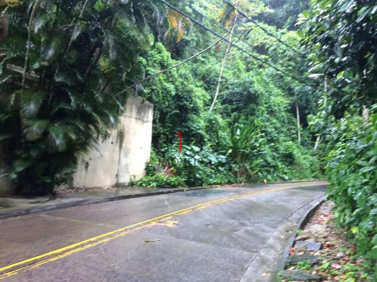EXCELENTE TERRENO FRENTE DE RUA COM 1300 M2 VISTA MAR E MONTANHA A 800 METROS DA PRAIA DO  - Foto 3